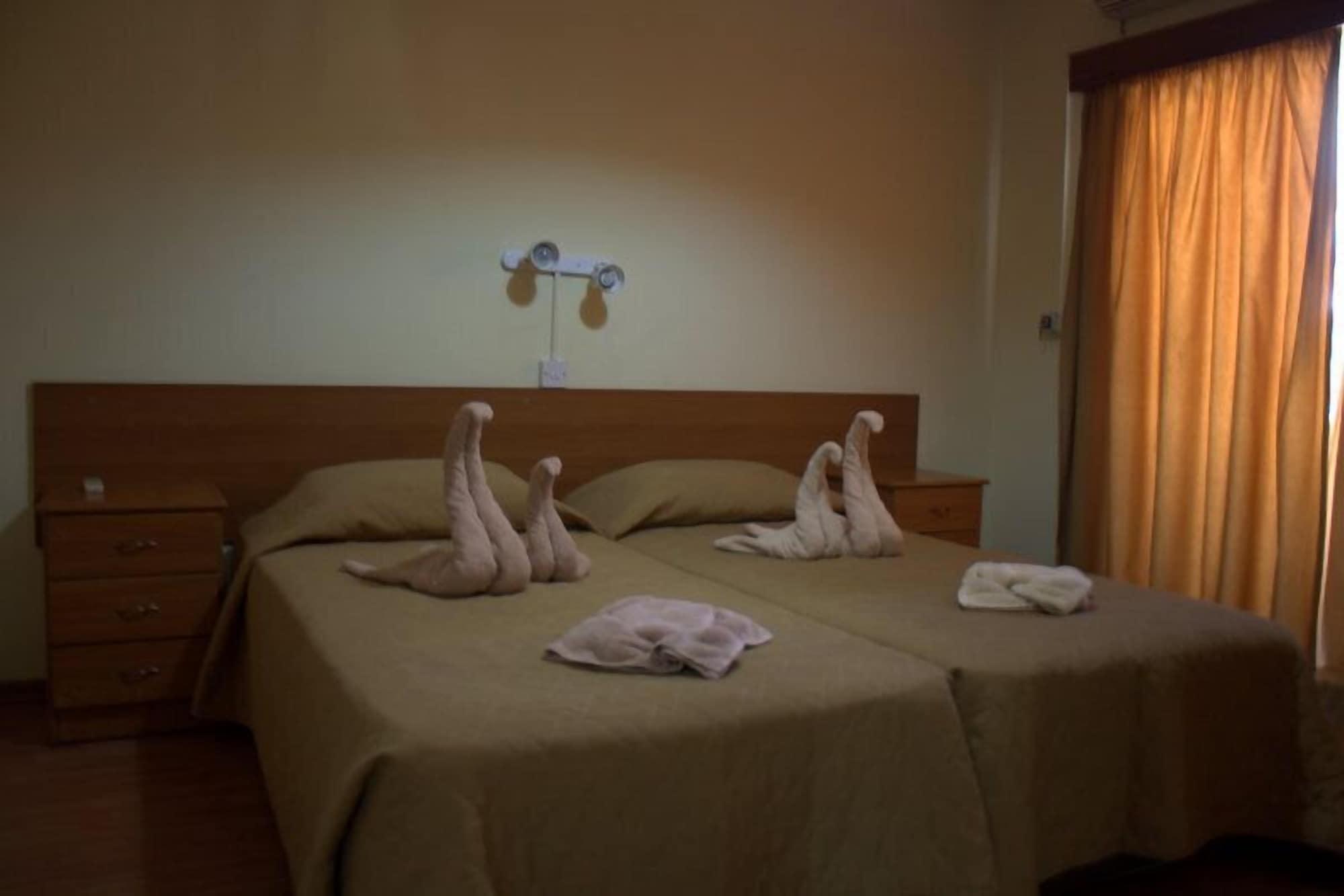 Nick'S Hotel Apartments Ajía Nápa Kültér fotó